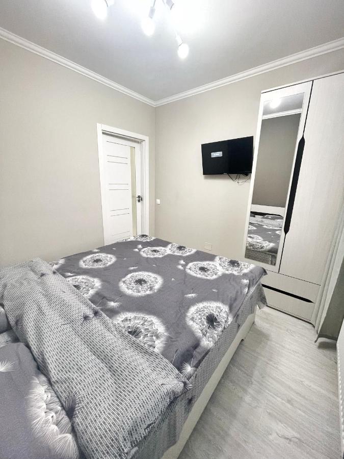 Beautiful Apartment In Chişinău Esterno foto
